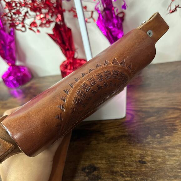 HANDCRAFTED Leather UNIQUE Custom Made Crossbody - Picture 5 of 9